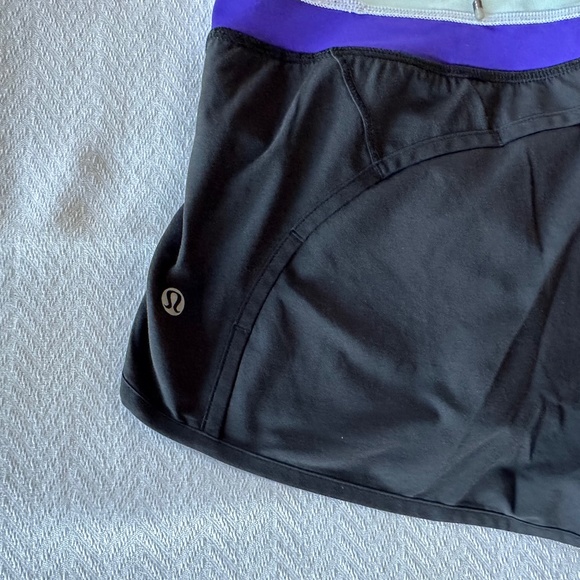 Lululemon Run Times Short, Size 4, Black & Purple - Picture 6 of 9